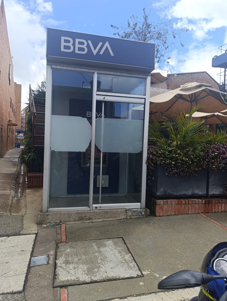 CAJERO BBVA 1